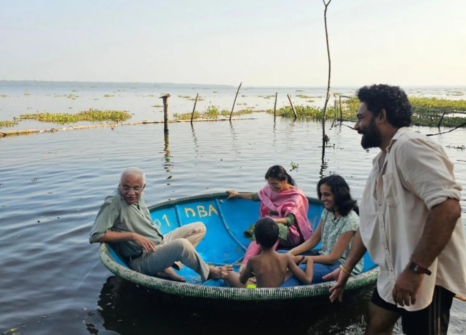 Lake Facing Villa-Water Sport Activities-Niva Waterways Vaikom Проживание в семье