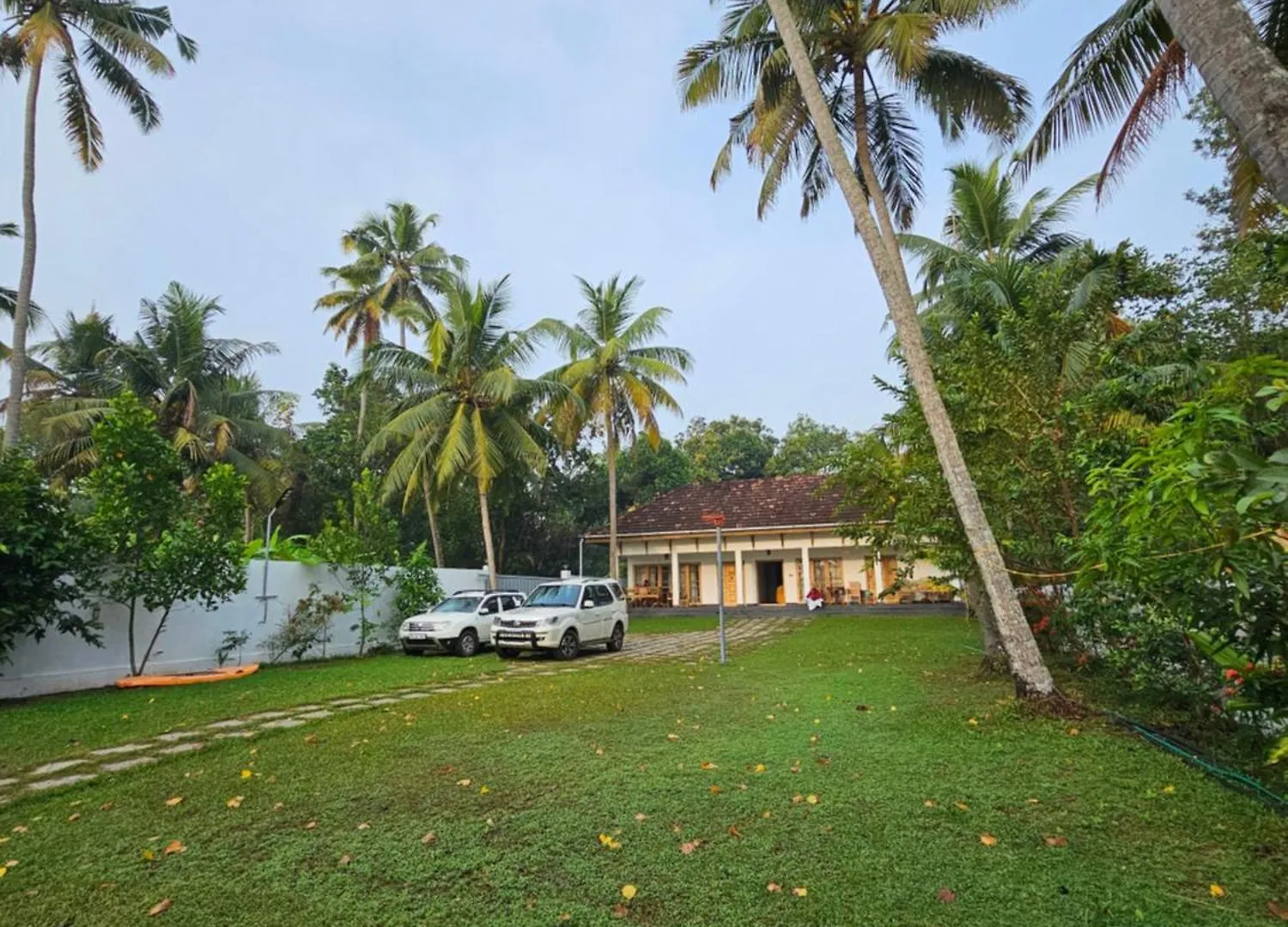 Lake Facing Villa-Water Sport Activities-Niva Waterways Vaikom